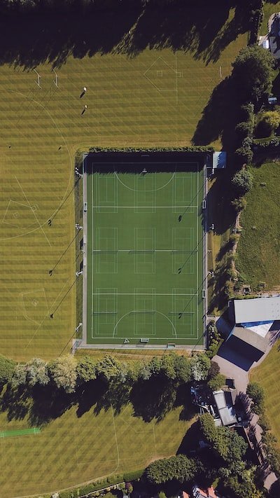 Constructeur de terrain de sport : pourquoi solliciter ses services ?